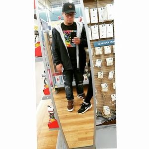 Meet your Posher, Ricky